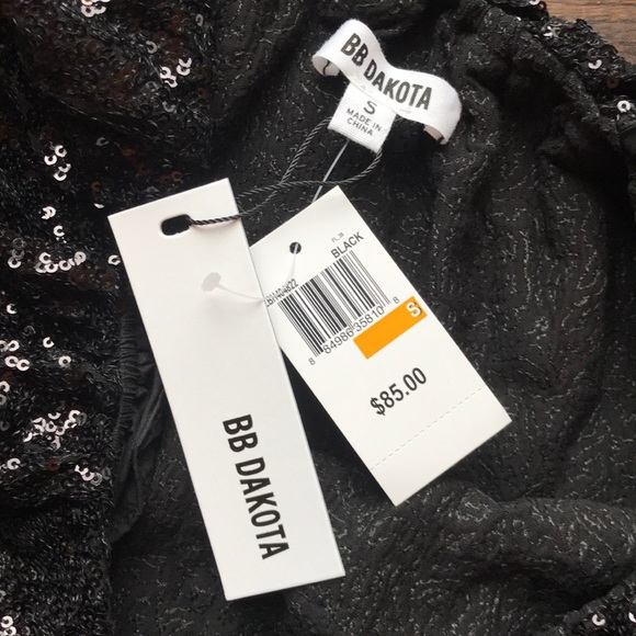 NWT BB Dakota one shoulder black sequin top - Picture 4 of 4